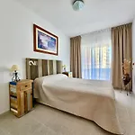 شقة Premium Beachfront Apolo Xiv *