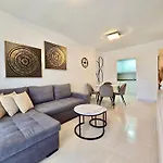 شقة Premium Beachfront Apolo Xiv كاليبي