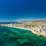 Premium Beachfront Apolo Xiv شقة كاليبي
