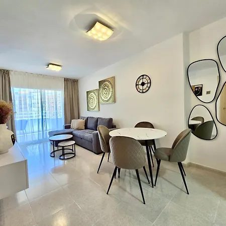 Premium Beachfront Apolo Xiv Apartmán