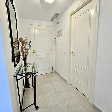 Premium Beachfront Apolo Xiv Апартаменты