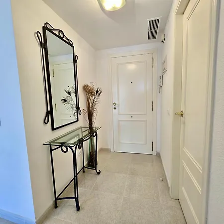 Апартаменты Premium Beachfront Apolo Xiv *