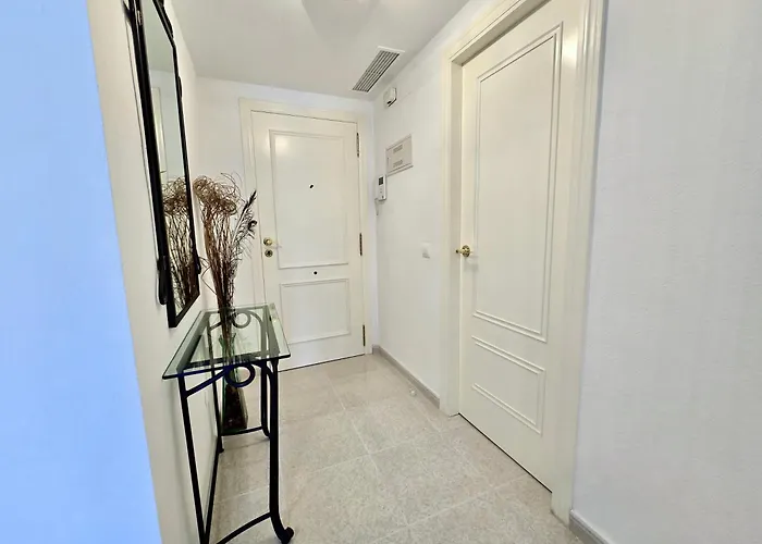 Premium Beachfront Apolo Xiv Apartment