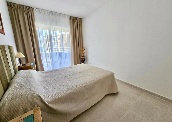 Premium Beachfront Apolo Xiv Διαμέρισμα *